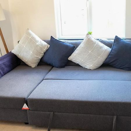 Intimate Entire Flat 9-Min Walk To Boscombe Beach Bornemouth Extérieur photo